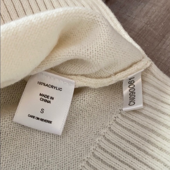 💙New York & Company Hooded Sweater - Picture 5 of 8